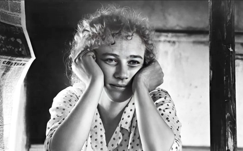 «История Аси Клячиной, которая любила, да не вышла замуж». «История Аси Клячиной, которая любила, да не вышла замуж».