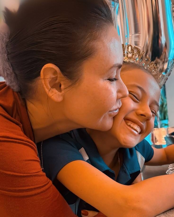 Ляйсан Утяшева с дочерью.