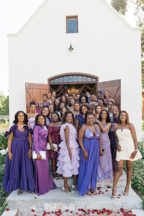 Женщины клана Мийен на свадьбе Артёма и Зенки. Женщины клана Мийен на свадьбе Артёма и Зенки.