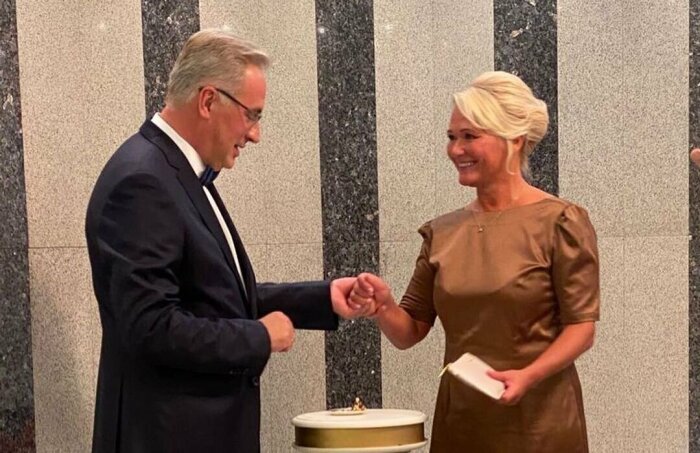 Андрей Норкин и Ирина Бородина. Андрей Норкин и Ирина Бородина.