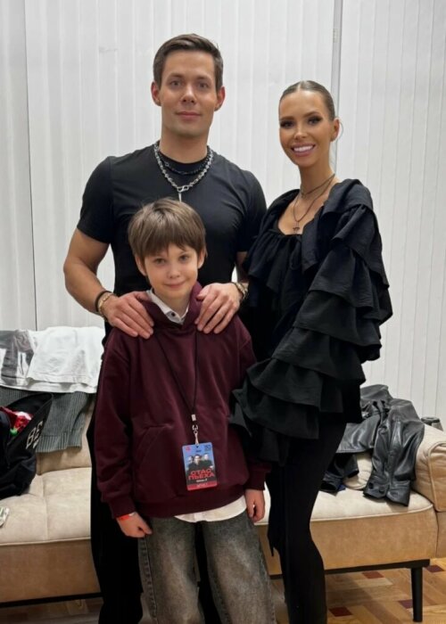 Стас Пьеха и Наталья Горчакова с сыном. Стас Пьеха и Наталья Горчакова с сыном.