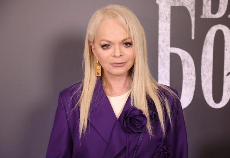 Лариса Долина.