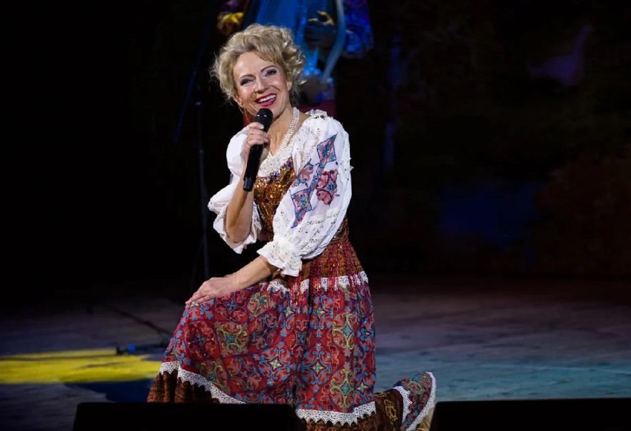 Лена Василёк в детстве.