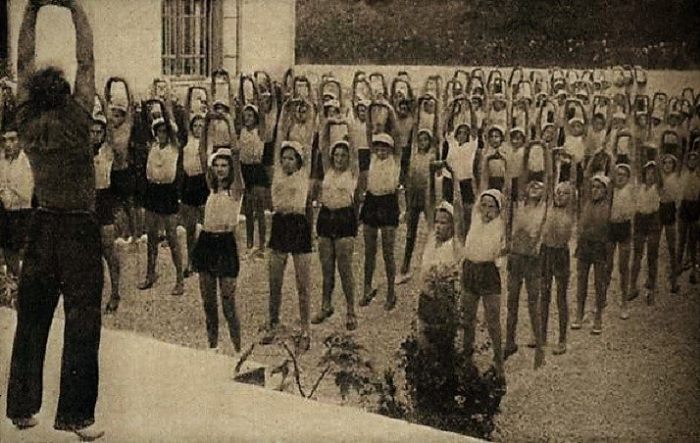 Артековцы в лагере Артековцы в лагере