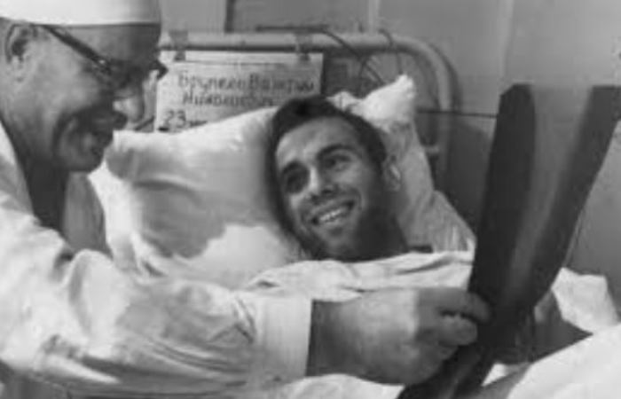 В больничной палате после аварии