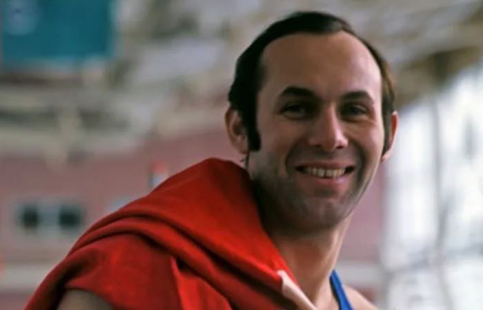 Первым из СССР побеждал американцев, поставил 6 рекордов и пережил 32 операции: Как злой рок сломал карьеру «космического прыгуна» Брумеля