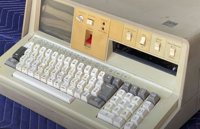 IBM 5100, который искал Джон Титор в 1975 году / Фото: postbulletin.com