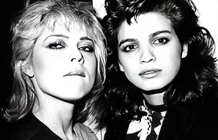 Джиа Каранджи со своей подругой Синди Линтер