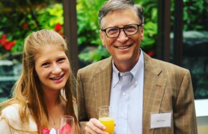 Билл Гейтс со старшей дочерью