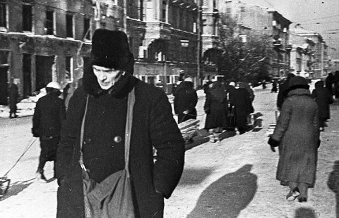 Улицы блокадного Ленинграда