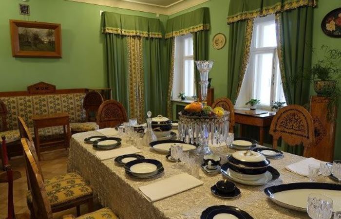 Интерьеры дома-музея Ленина в Горках