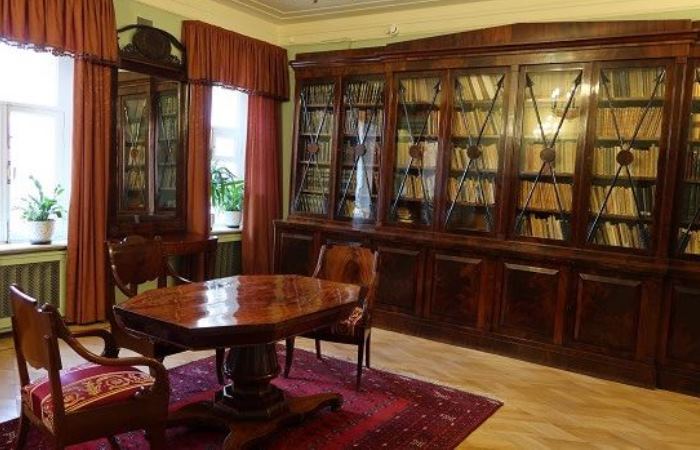 Интерьеры дома-музея Ленина в Горках