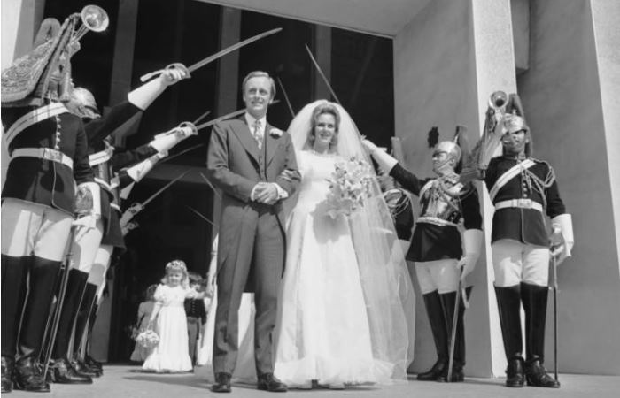 Свадьба Камиллы и Эндрю Паркер Боулз, которая разбила сердце принца Чарльза Свадьба Камиллы и Эндрю Паркер Боулз, которая разбила сердце принца Чарльза