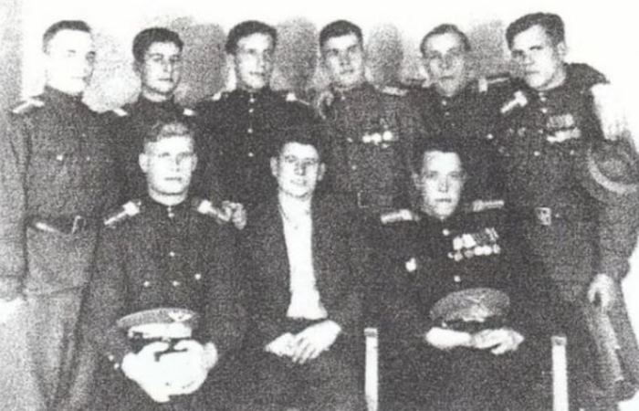 Команда ВМС Василия Сталина