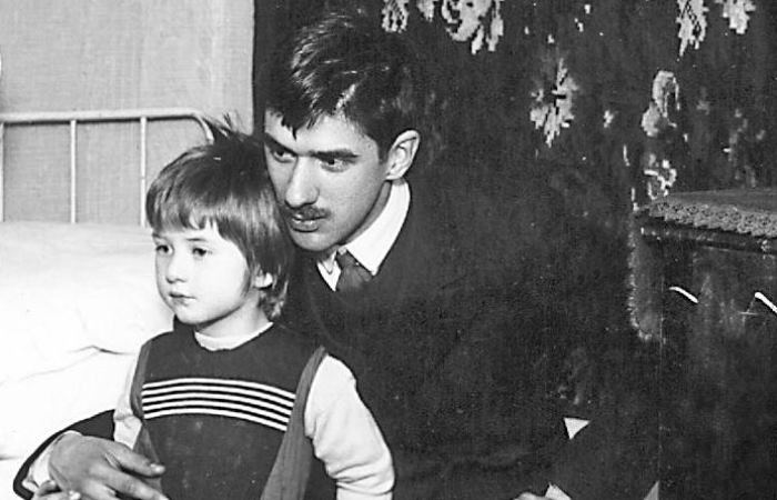 Лида Чуковская с отцом Лида Чуковская с отцом