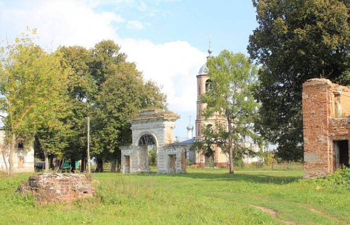 Поместье Троицкое, где Дашкова провела последние годы своей жизни / Фото: redeveloper.ru