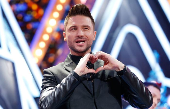 Сергей Лазарев