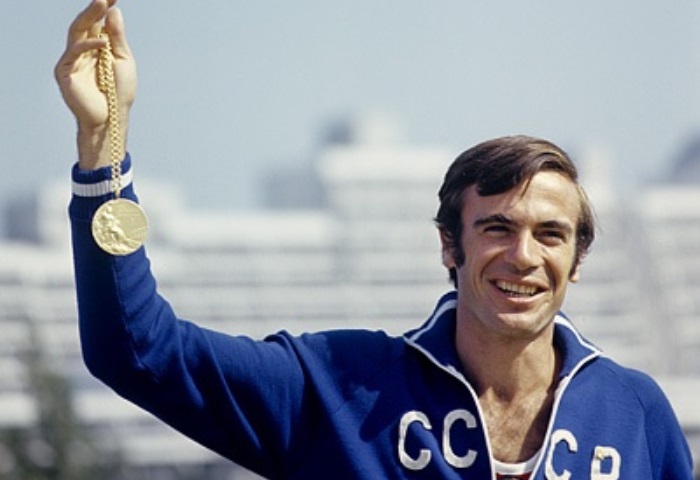 Первую Олимпийскую медаль Виктор Санеев получил в Мехико Первую Олимпийскую медаль Виктор Санеев получил в Мехико