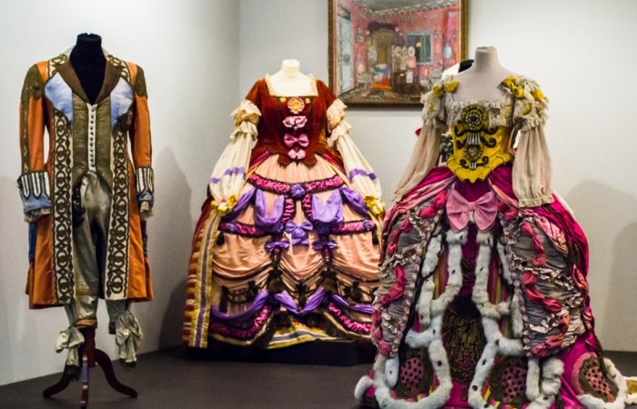 Выставка работ Надежды Ламановой для театра