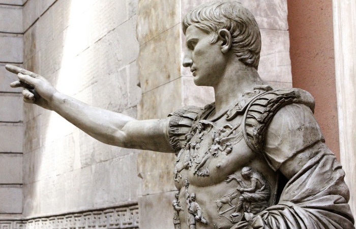 Статуи в Древнем Риме как свидетельство успеха и достижений.