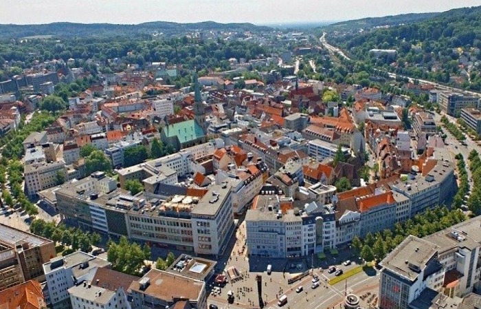 Билефельд основан в 13 веке.