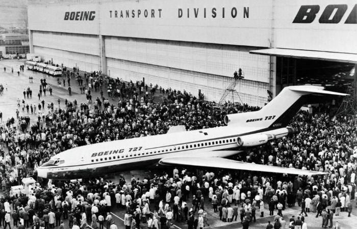 Самолет Boeing 727. / Фото: yahoo.com