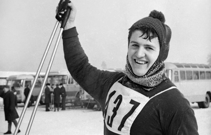 Как лыжи в СССР стали оружием идеологии, и Зачем советские лыжники прошли 9 тысяч км