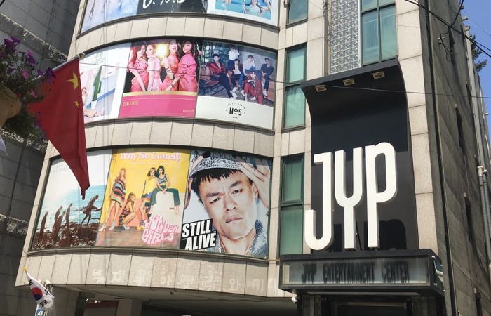 Агентство по набору айдолов. Агентство по набору айдолов.