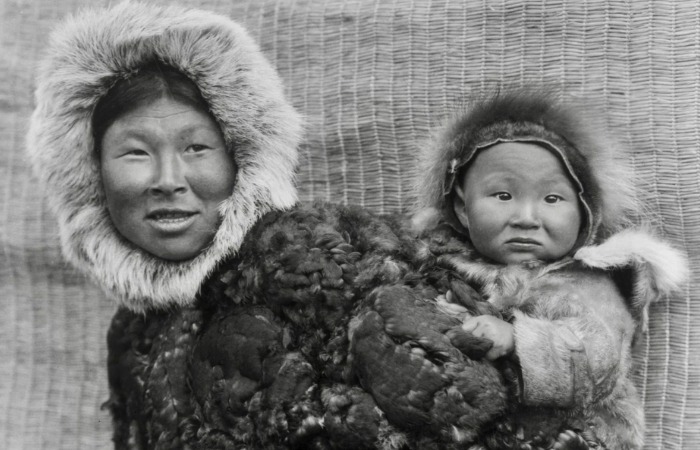 Жизнь чукчей хотели улучшить с помощью культбазы. Жизнь чукчей хотели улучшить с помощью культбазы.