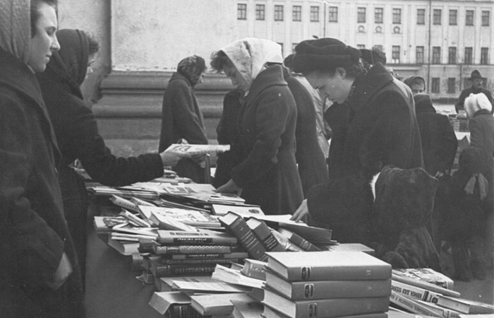 Продажа книг в СССР. Продажа книг в СССР.