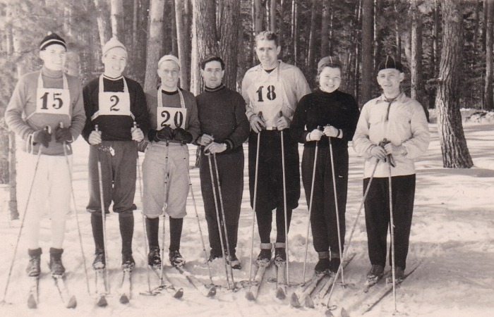 Лыжный спорт в СССР как пролетарское оружие. Лыжный спорт в СССР как пролетарское оружие.