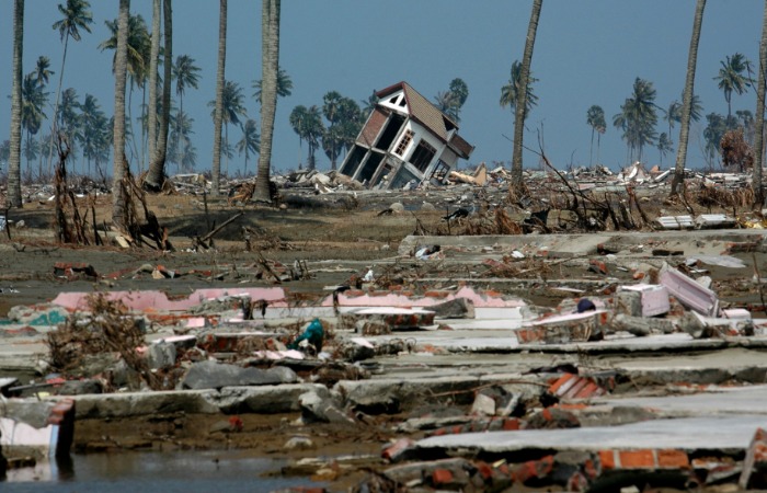 Суматра после цунами в 2004 году.