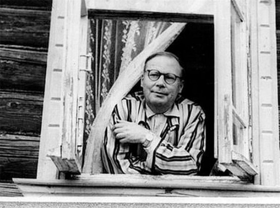 Дождался ее возвращения и умер. Дождался ее возвращения и умер.