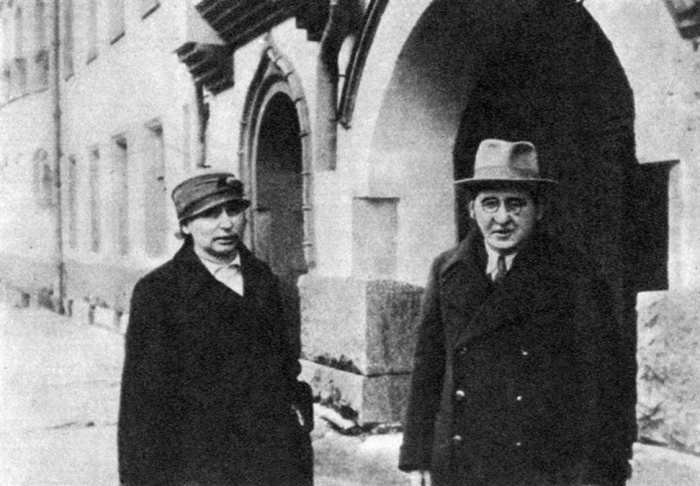 Супруги Перельман не пережили блокаду.