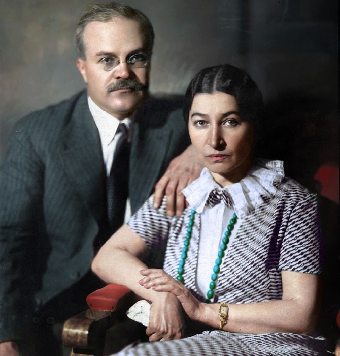 Родители Светланы Молотовой. Родители Светланы Молотовой.