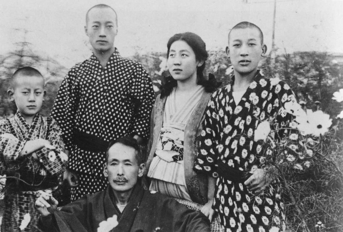 В приемной семье. В приемной семье.