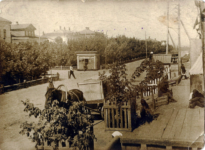 Улочки в 19 веке. Улочки в 19 веке.