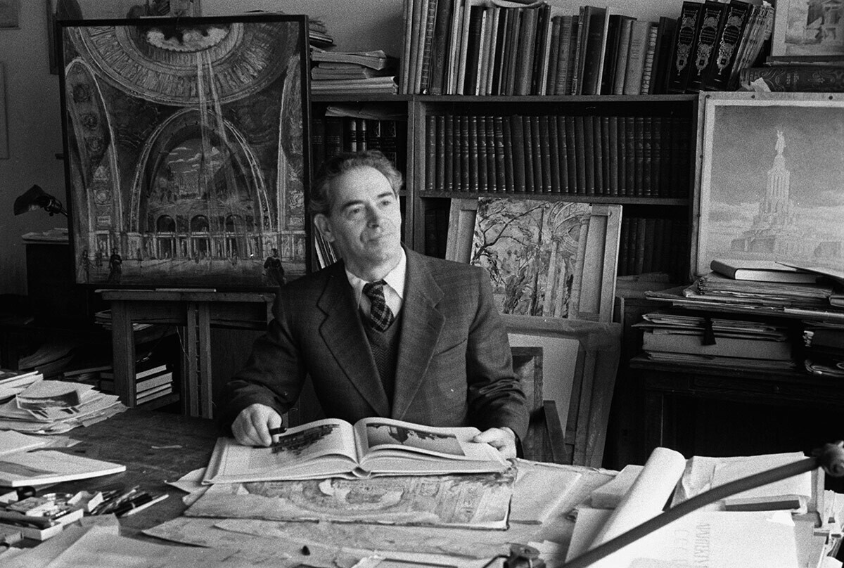 Автор проекта Иофан.