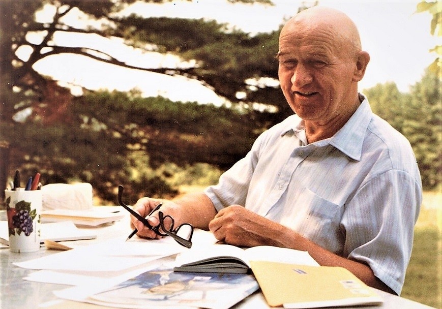 Вынужден был доживать в США. Вынужден был доживать в США.