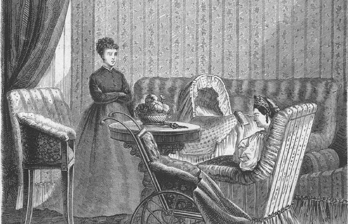 Погремушка везде сопровождала маленького Николая.