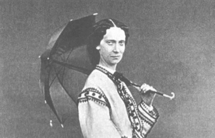 Императрица предпочитала спокойные прогулки, как и ее сын. Императрица предпочитала спокойные прогулки, как и ее сын.