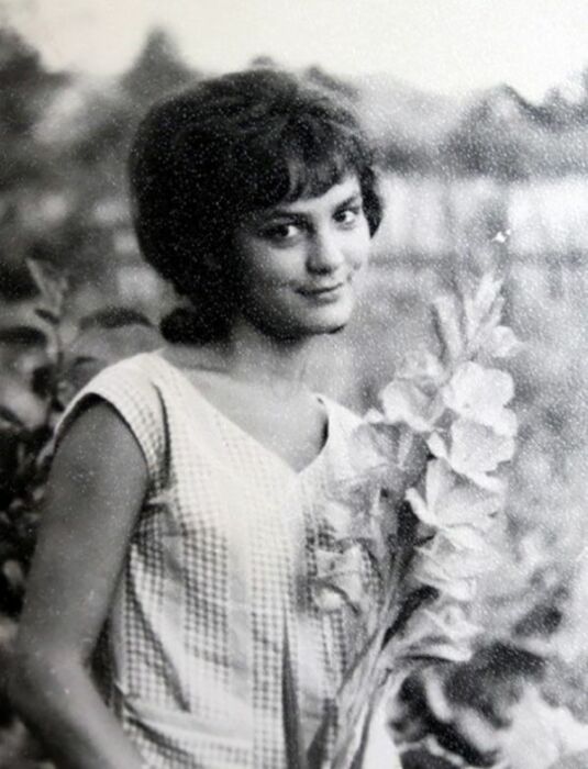 Татьяна Судец росла хулиганистой девочкой. Татьяна Судец росла хулиганистой девочкой.