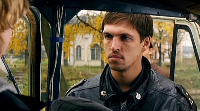 Дмитрий Орлов в фильме "Брат-2". Дмитрий Орлов в фильме "Брат-2".