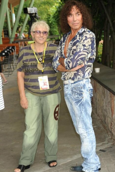 Валерий Леонтьев с женой Людмилой. Валерий Леонтьев с женой Людмилой.