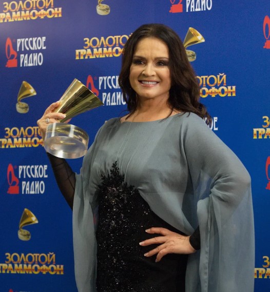 София Ротару на фестивале "Золотой Граммофон", 2012 год.