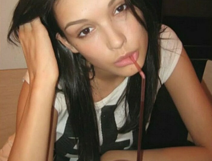 Паулина Андреева в молодости. Паулина Андреева в молодости.