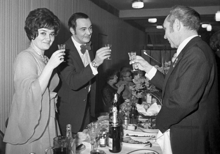 Тамара Синявская ушла от мужа ради Муслима Магомаева. 