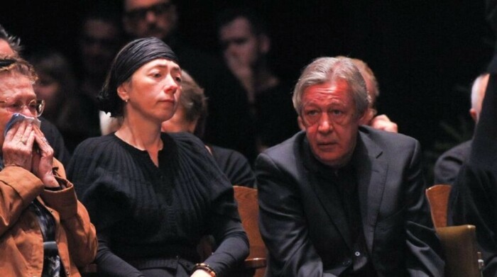 Софья Кругликова решила развестись с Михаилом Ефремовым. Софья Кругликова решила развестись с Михаилом Ефремовым.