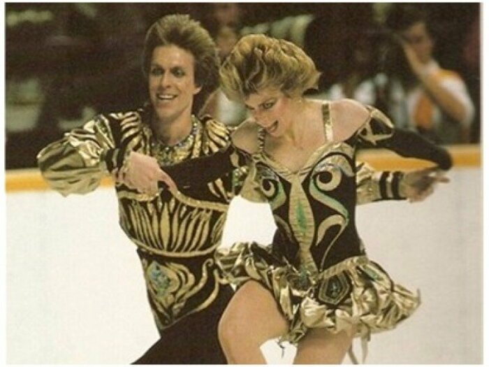 Андрей Букин после гастролей завил жене, что уходит от неё. Андрей Букин после гастролей завил жене, что уходит от неё.