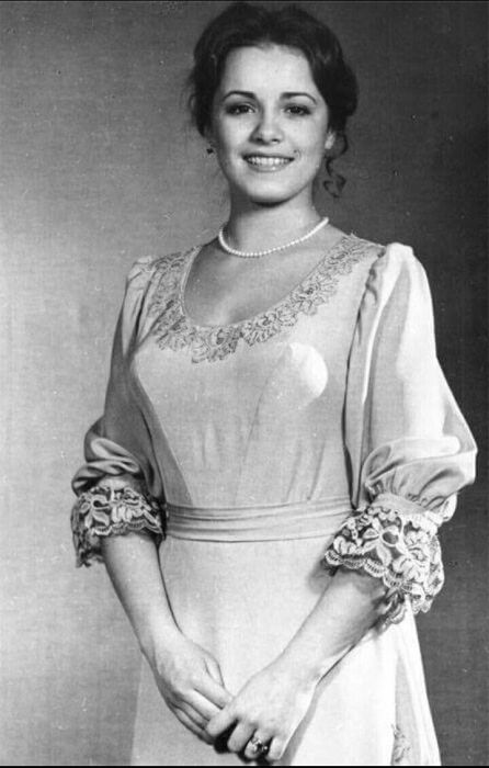 Елена Цыплакова мечтала о разводе Соломина с женой.